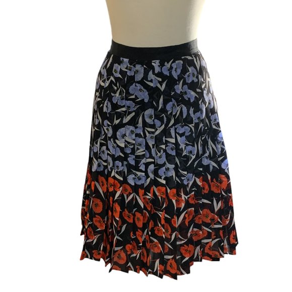 NWOT Ann Taylor Multicolored Poppy Pleated Skirt - Picture 2 of 9